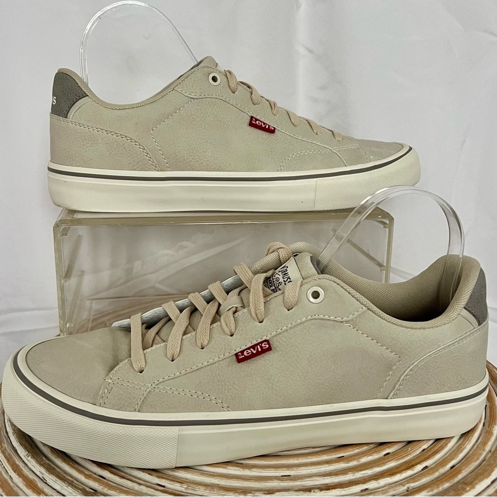 Levi’s Men’s Vince Low-Top Sneakers Beige Canvas Look, Casual Lace-Up, Size 8.5